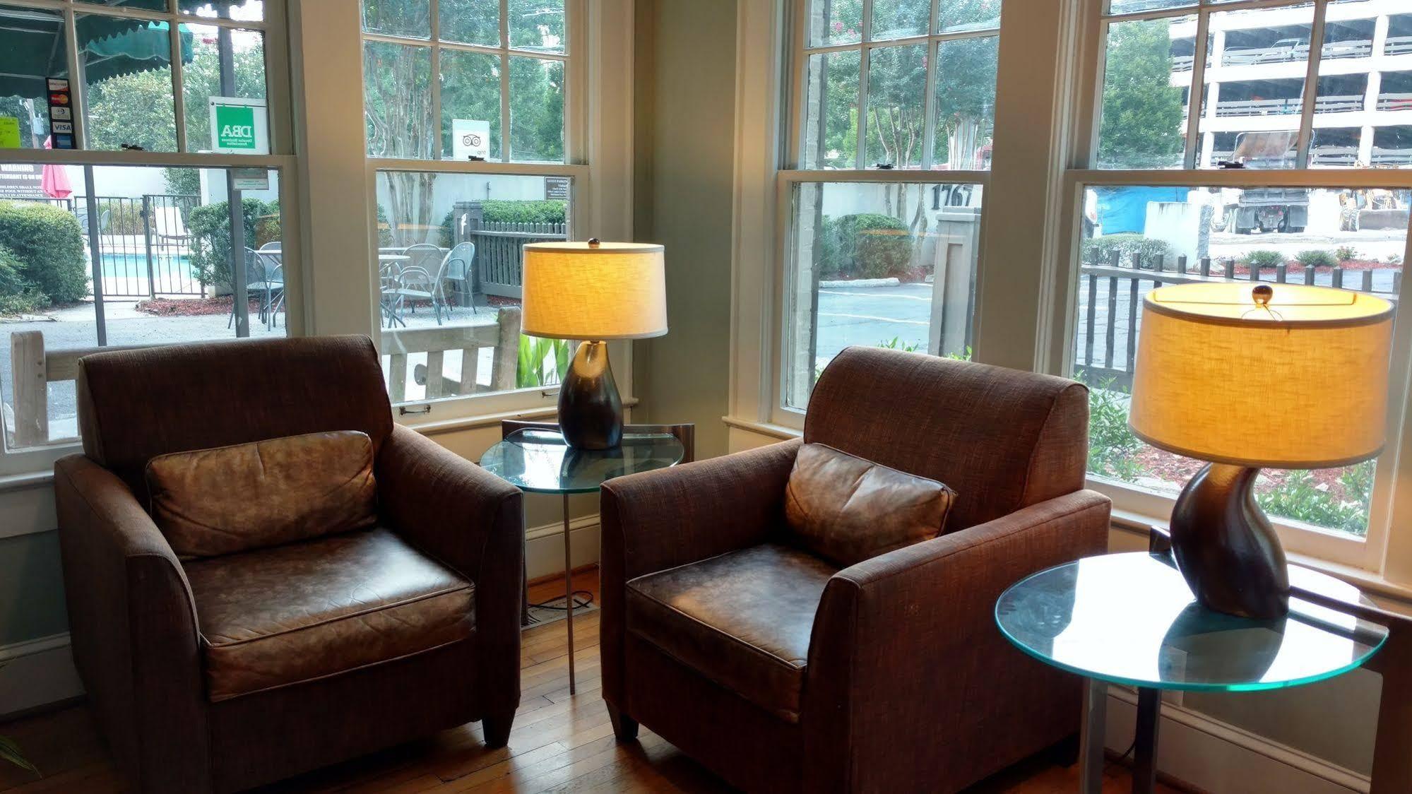 The University Inn At Emory Druid Hills ภายนอก รูปภาพ